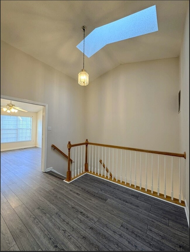 Building Photo - 2203 Bear Valley Terrace