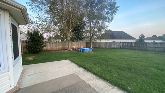 Building Photo - 5535 Deerfield Dr
