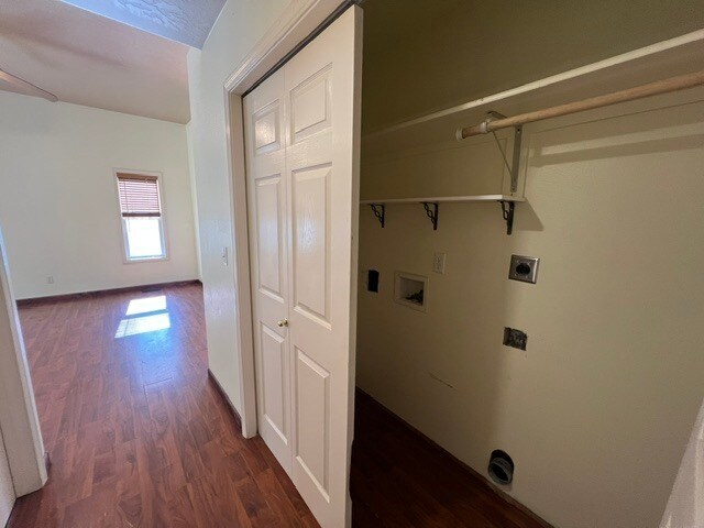 Building Photo - 3bed 3bath Great Meridian Location!