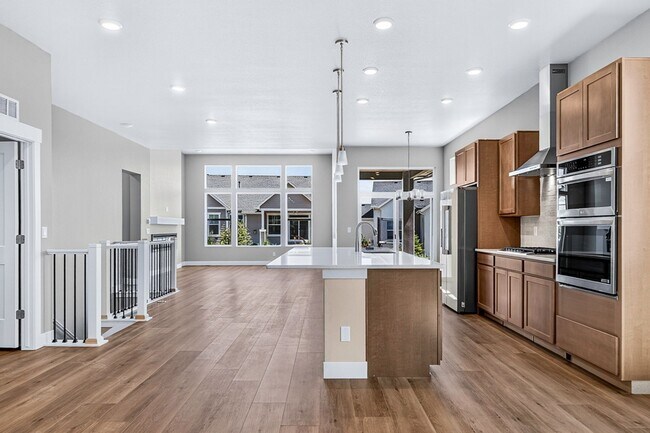 Building Photo - 10131 Lake Arbor Ln