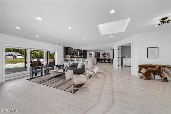 Building Photo - 2341 Mayfield Ct