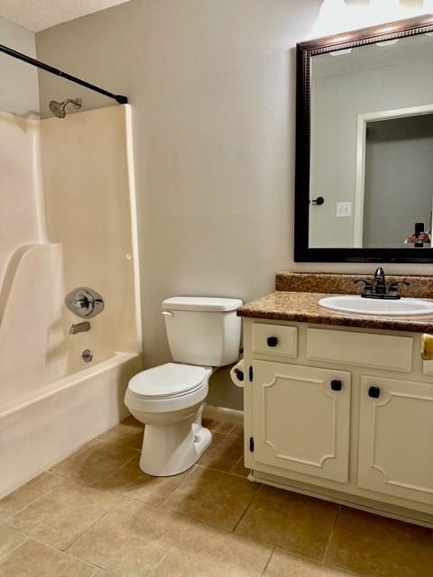 Building Photo - 8131 Country Dr