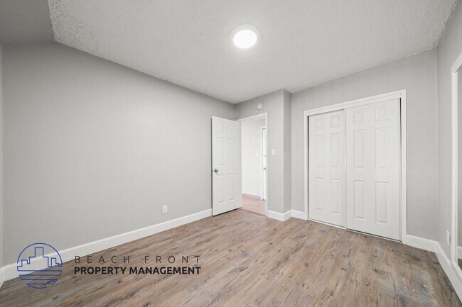 Building Photo - 8232 Wilcox Ave