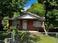 Building Photo - 2826 Norwood Ave