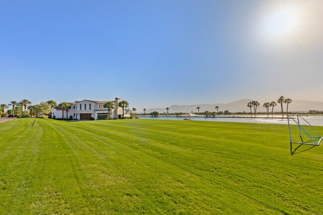 Building Photo - 83125 N Shore Dr