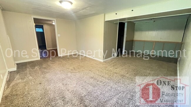 Building Photo - Charming 4 Bedroom Home with Finished Base...