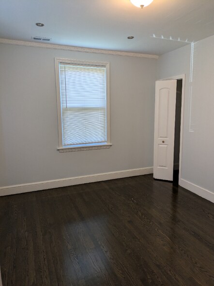 Building Photo - 144 Harral Ave