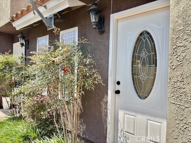 Building Photo - 685 W 18th St