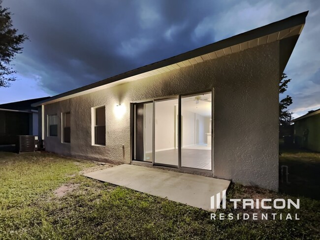 Building Photo - 9717 Cypress Harbor Dr