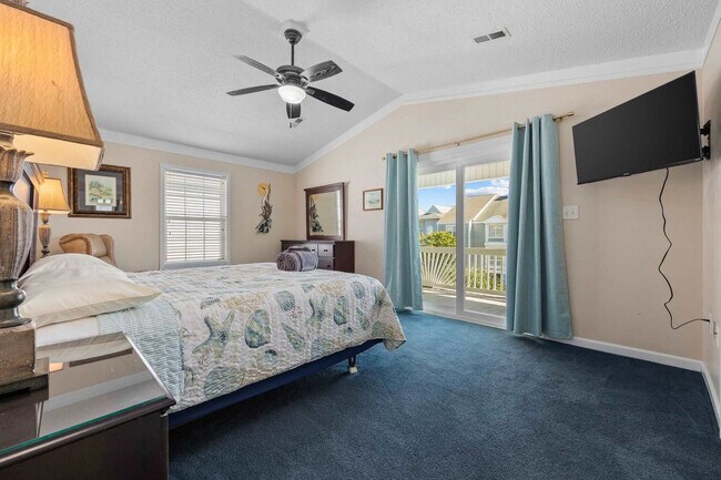 Building Photo - 113A S Yaupon Dr