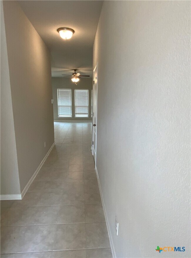 Building Photo - 1607 Curlew Ln