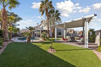 Building Photo - Fully furnished gorgeous Silverado Ranch home!