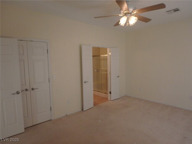 Building Photo - 7404 Shelduck St