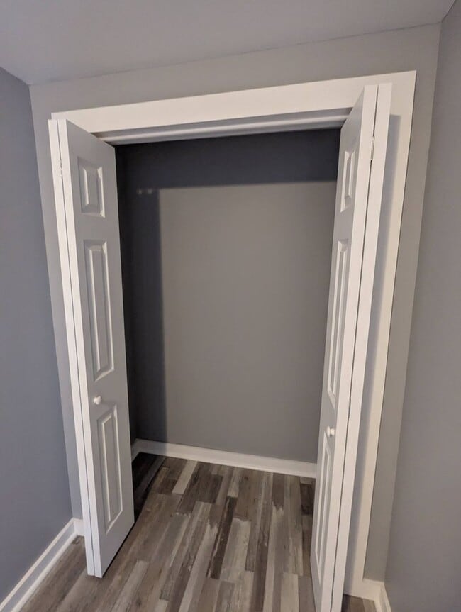 Building Photo - 19 Main St