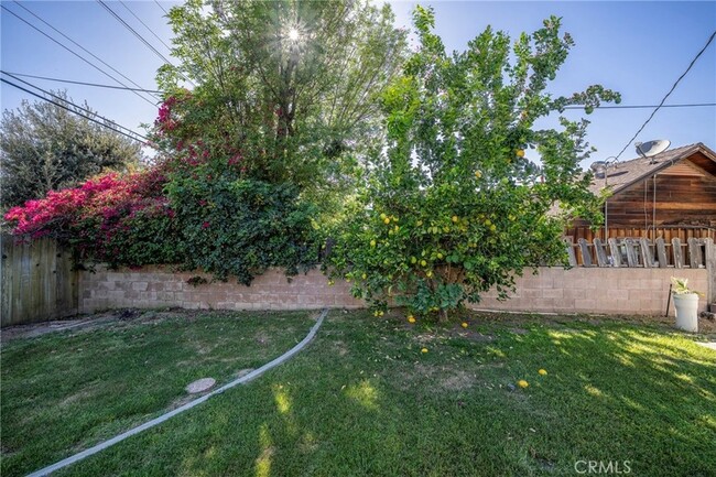 Building Photo - 3202 Belvedere Dr