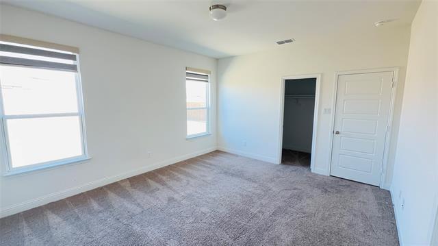 Building Photo - 2512 Wheeler Ave