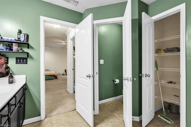 Building Photo - 9449 Garrett Ave