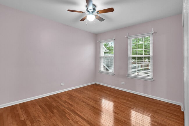 Building Photo - 1553 Stevens Dr