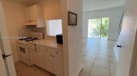Building Photo - 1305 W 53rd St