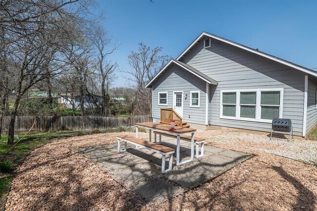 Building Photo - 5209 Delores Ave