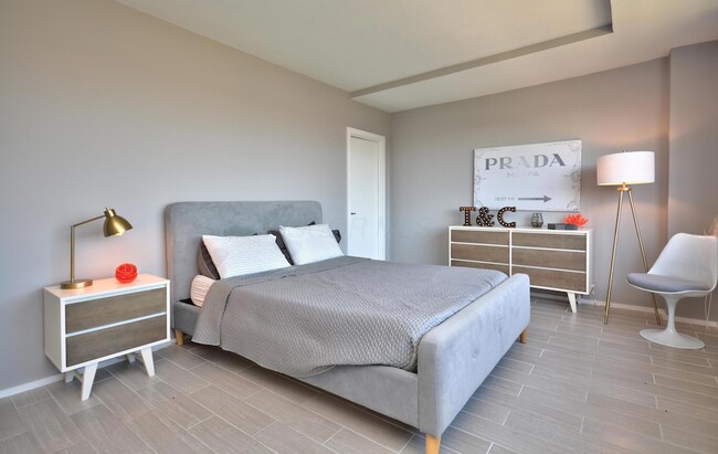 Building Photo - 1620 E Broad St