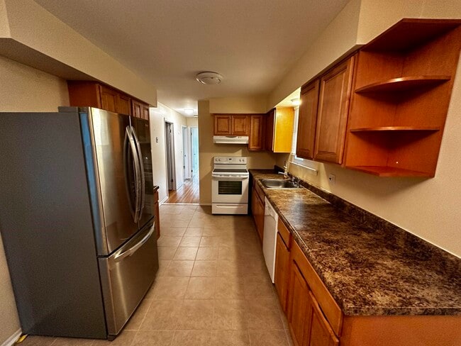 Building Photo - 609 Sussex St