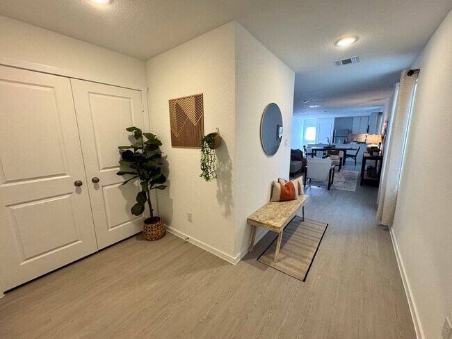 Building Photo - 3411 Rock Ml Dm