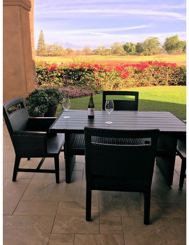 Building Photo - Gorgeous free standing luxury Hokulani Golf Villa fully furnished 3/2.5 for rent