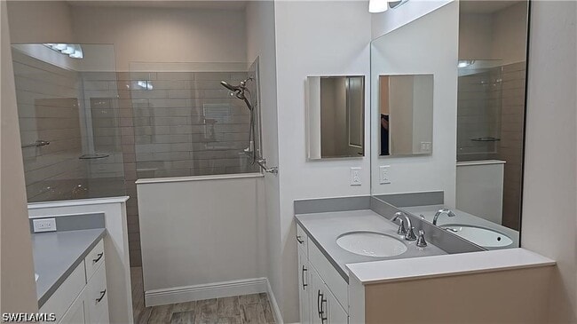 Building Photo - 2305 Ariane Dr