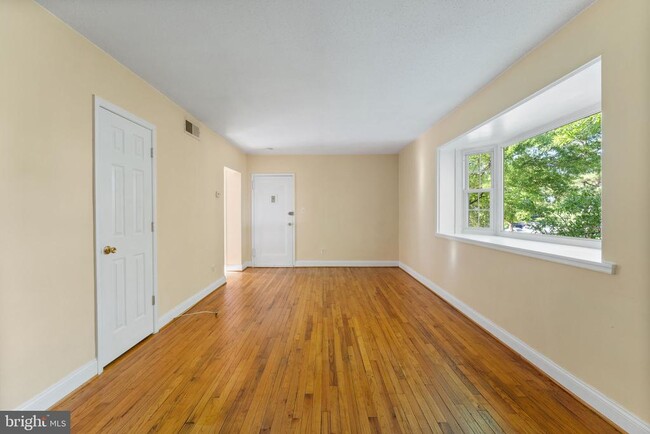 Building Photo - 2914 Willston Pl