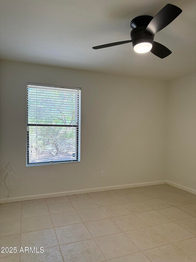 Building Photo - 12323 E Appaloosa Pl