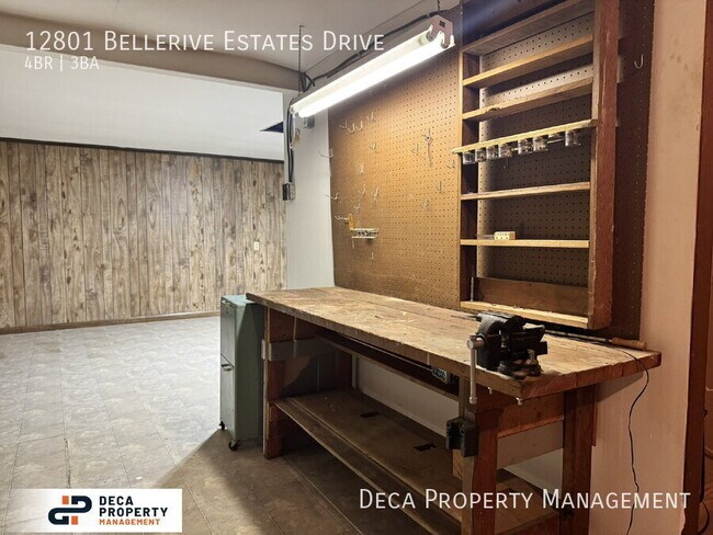 Building Photo - 12801 Bellerive Estates Dr