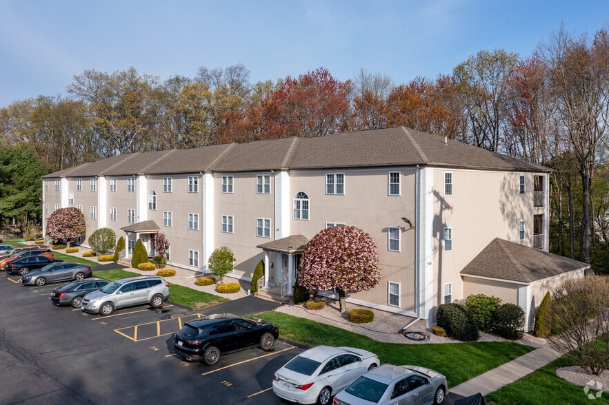 300-700 - Kirkbrae Glen Apartments