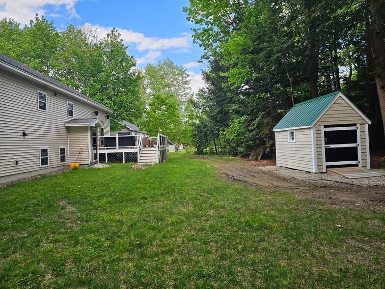 Building Photo - 435 High St