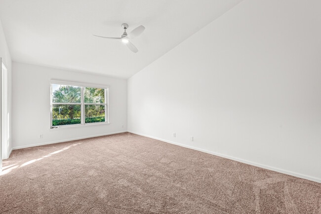 Building Photo - 8024 Briantea Dr