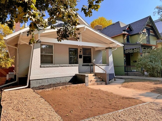 Building Photo - 3250 Meade St