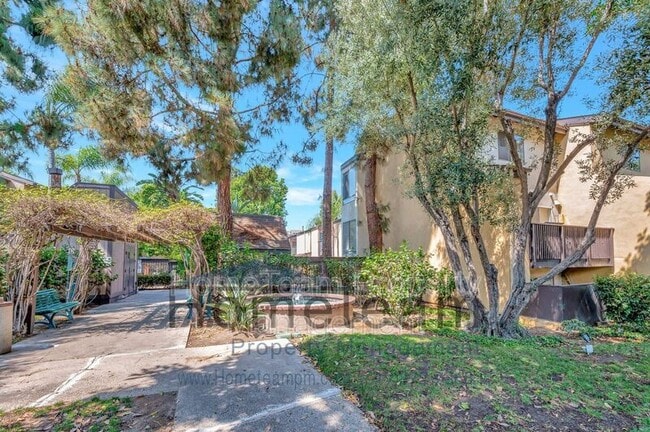 Building Photo - 7954 Mission Center Ct