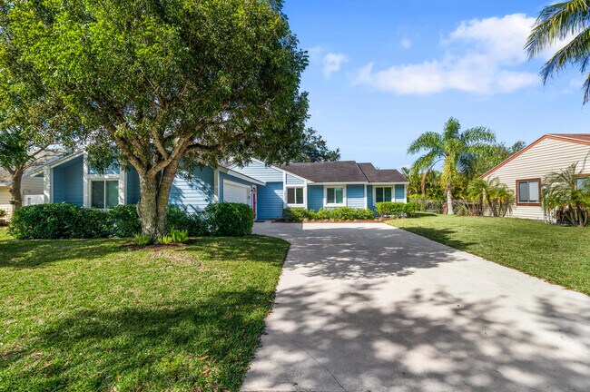 Building Photo - 18321 Jupiter Landings Dr