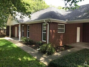 Building Photo - 19040 FM 2493