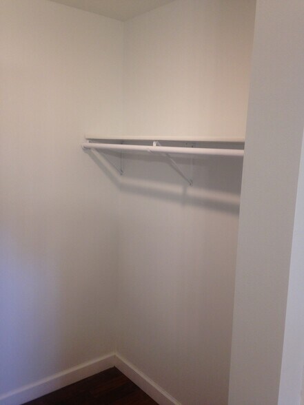 Building Photo - 111 Traci Ln
