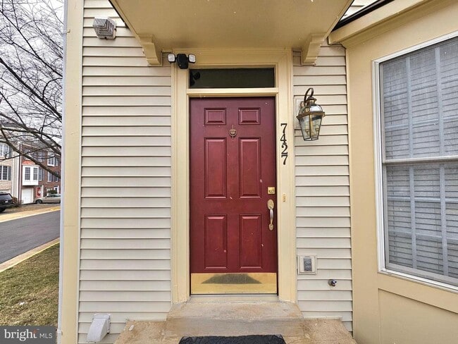Building Photo - 7427 Ardglass Ct