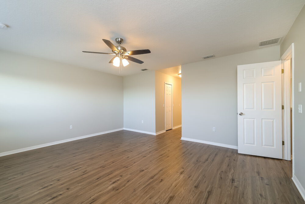 Building Photo - 349 Aldershot Ct