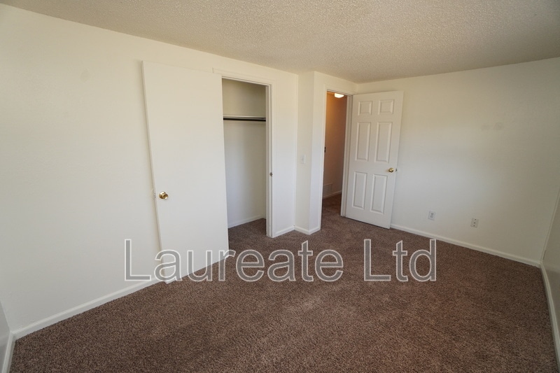 Building Photo - 8589 W Fair Ave