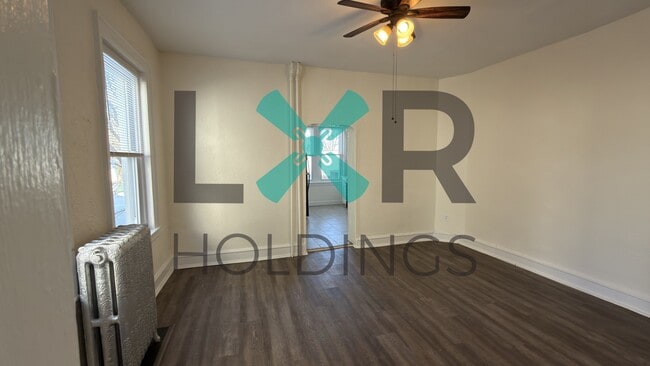 Building Photo - 917 Pembroke Ave