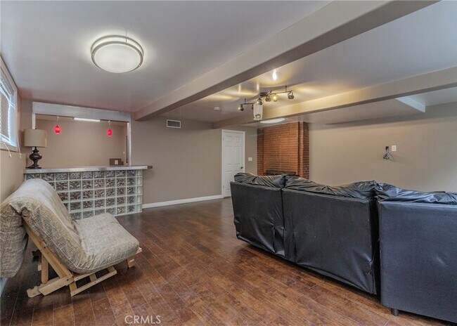 Building Photo - 1208 N Earl Cir