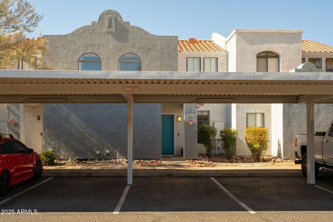 Building Photo - 280 S Elizabeth Way
