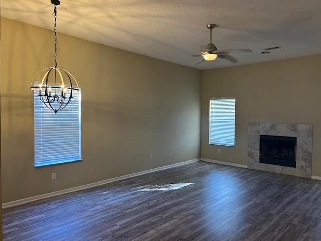 Building Photo - 1038 High Meadow Dr