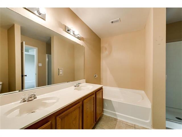 Building Photo - 12984 Vassar Dr