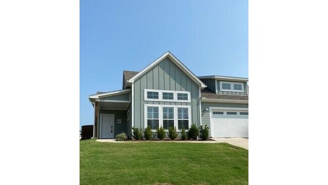 Building Photo - 405 Carneros Dr