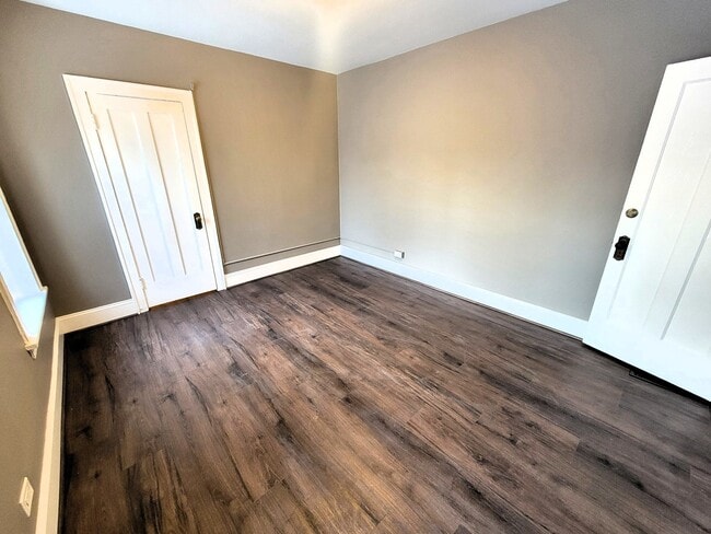 Building Photo - 1624 Washington St